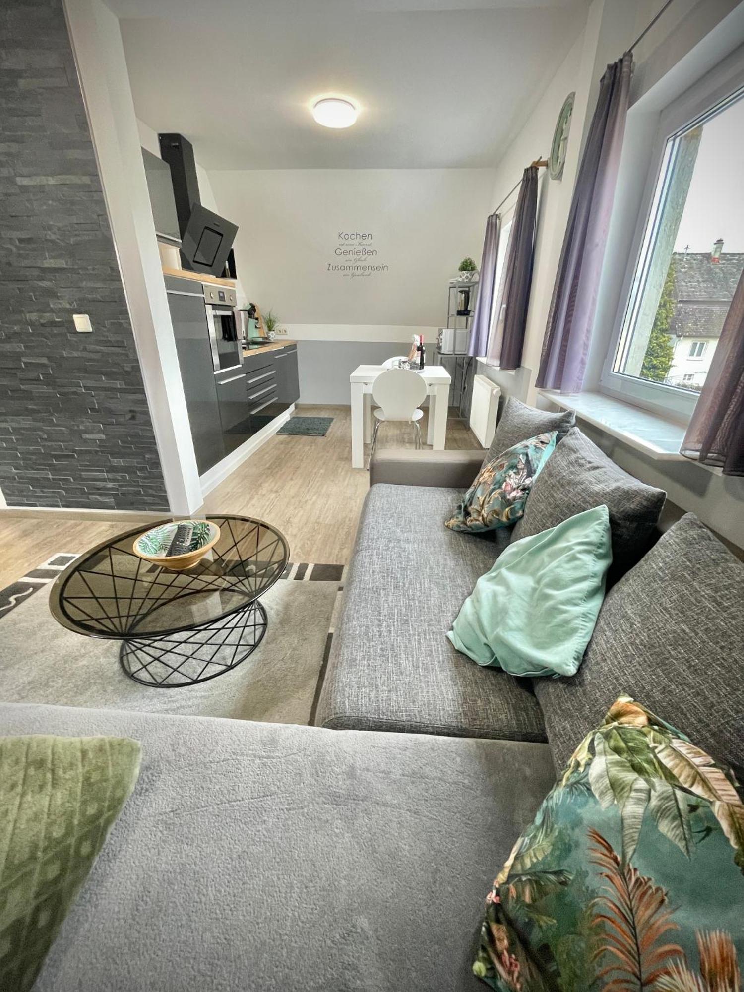 Casa Jungle Glanz Deluxe Apartment Сигмаринген Екстериор снимка
